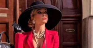 40 Most Attractive Italy Mafia Outfits Women You’ll Love 2024 1 f571d69bb94e282df6d160fd0be639df