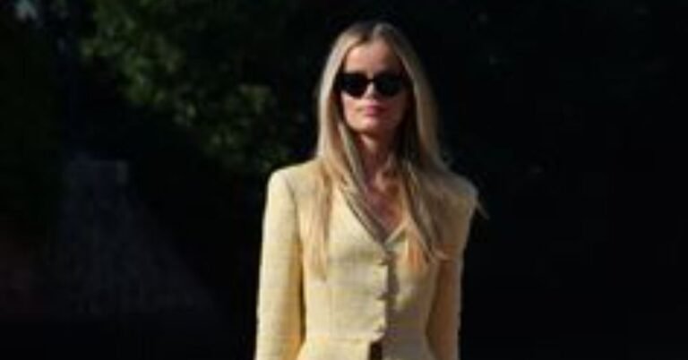 Italian Summer Outfits Classy 2024: 20+ Ideas You Will Love 85 cfc0cb80b0dfe203a6a511d9b479eb62